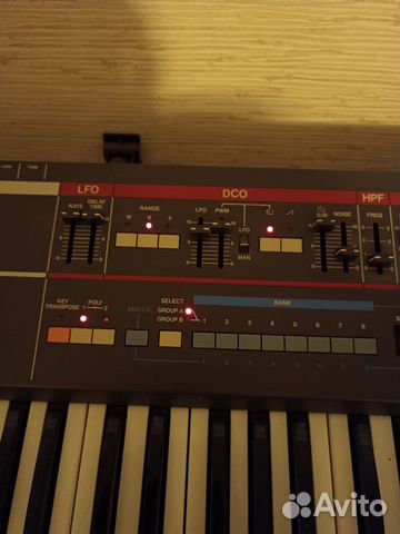 Синтезатор Roland Juno-106