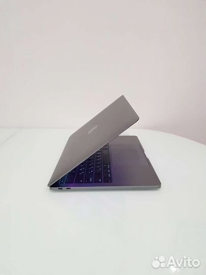 Apple MacBook Pro 13 2017 226 циклов