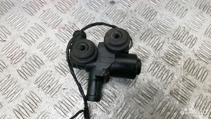 Кран отопителя (печки BMW X5 E70 2010