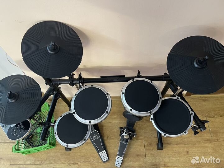 Электронная ударная установка behringer XD80USB