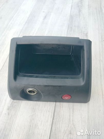 Накладка на торпедо Mitsubishi Outlander, I 2004