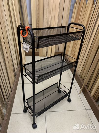Этажерка на колесиках