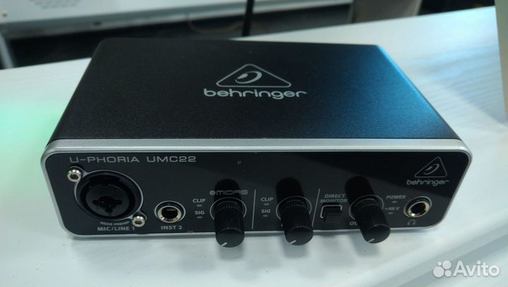 Behringer UMC22 USB-аудиоинтерфейс, звуковая карта