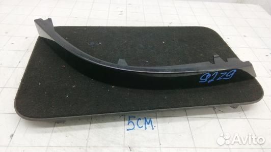 Ус под фонарь левый BMW 7 E65 (92Z09YL01)