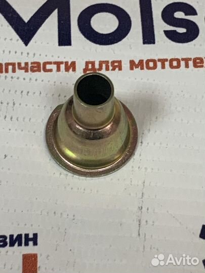 Втулка стартера Stihl 180 1110 084 9102 направляющ