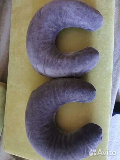 Подушка ортопедическая для самолета