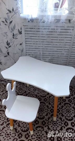 Детский стол и стул