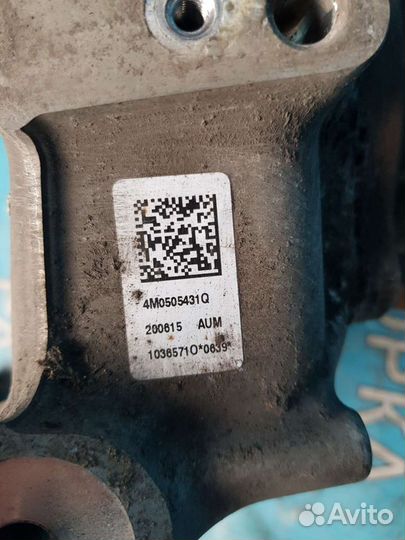 Ауди Q7-4M.2016г.Поворотный кулак задний