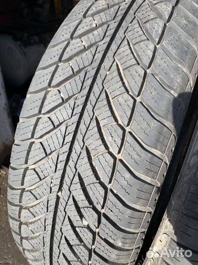 Goodyear UltraGrip 8 Performance 205/65 R16