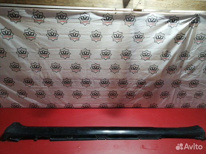 Накладка на порог правая Lexus Ls 600H