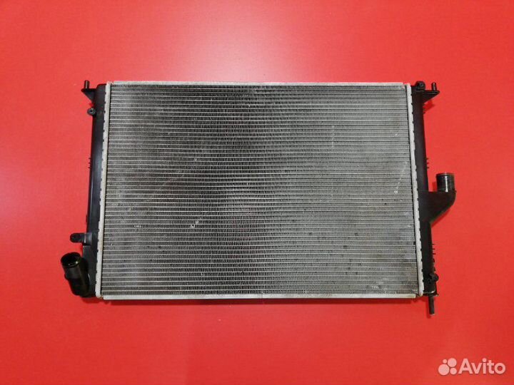 Радиатор двс Renault Logan LS1Y K4M 2010