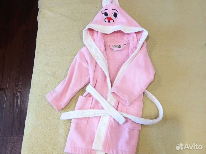 Махровый халат для девочки