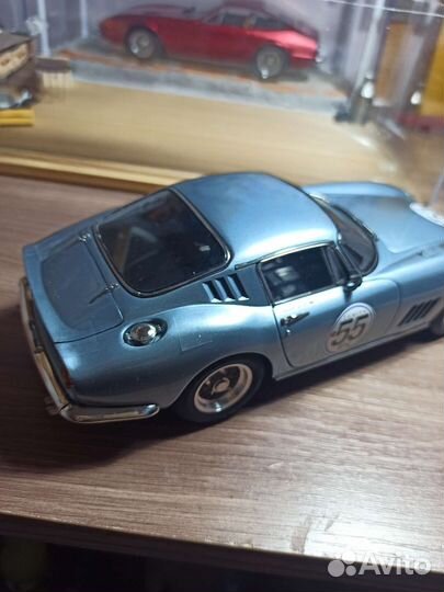 Ferrari 275 GTB/C CMC 1/18