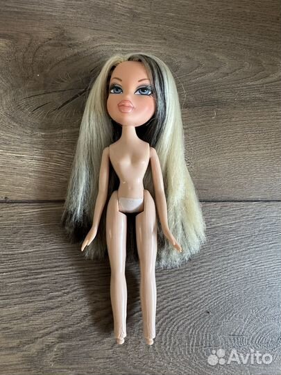 Кукла Bratz нюд бронь