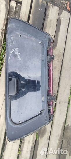 Стекло заднее Honda Orthia