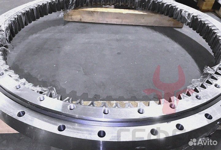 Опорно-поворотный круг R220LC-9S 81N6-00021