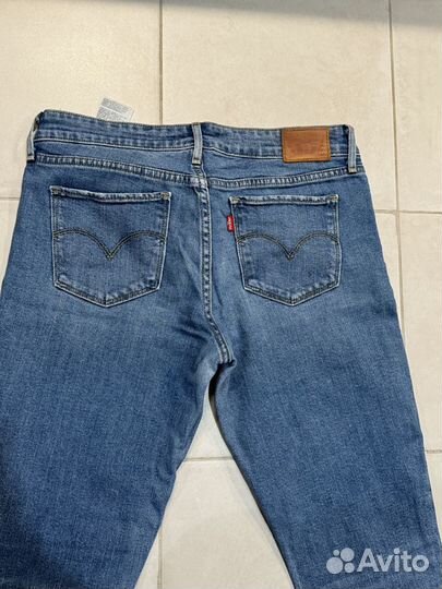 Джинсы levis