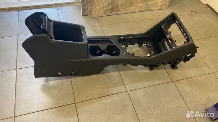 Центральная консоль tiguan 2