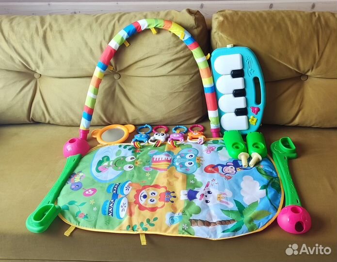 Игровой развивающий коврик с пианино Huggeland