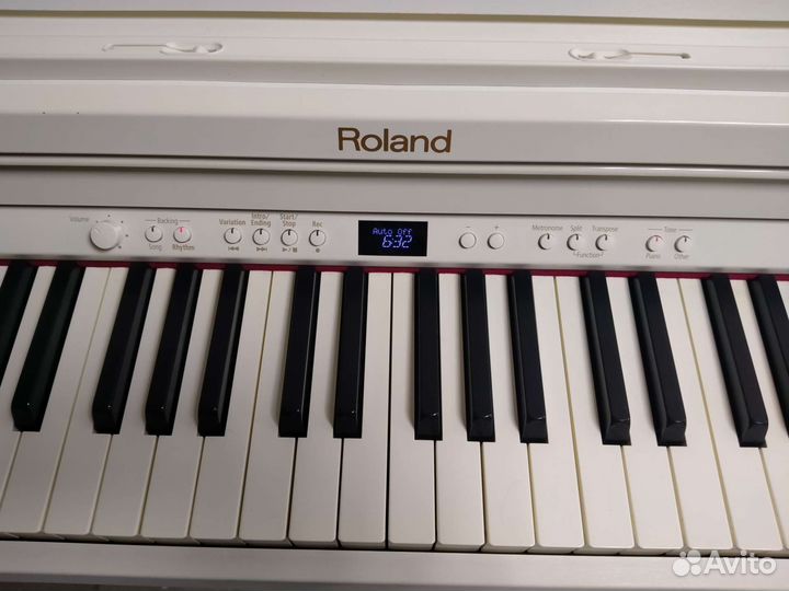 Цифровое пианино Roland
