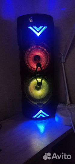 Музыкальная колонка портативная