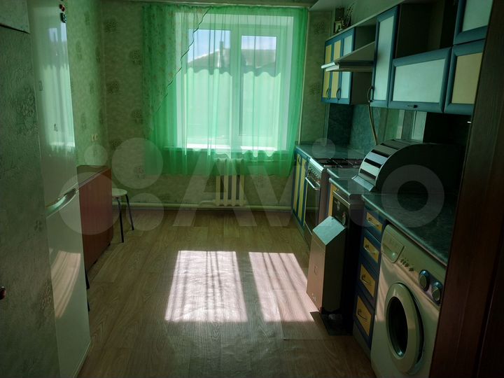 2-к. квартира, 54 м², 2/3 эт.