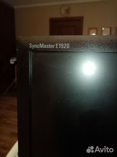 Монитор samsung syncmaster