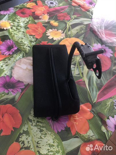 Подлакотник на автомобиль