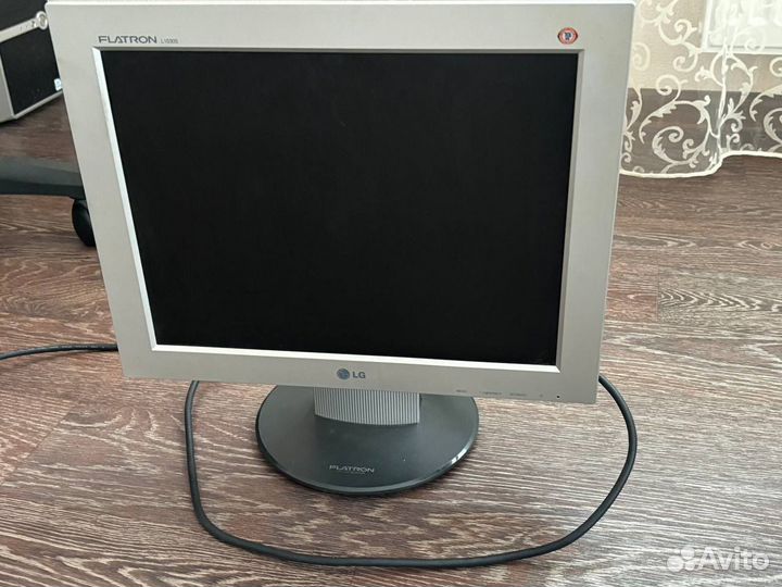 Монитор lg