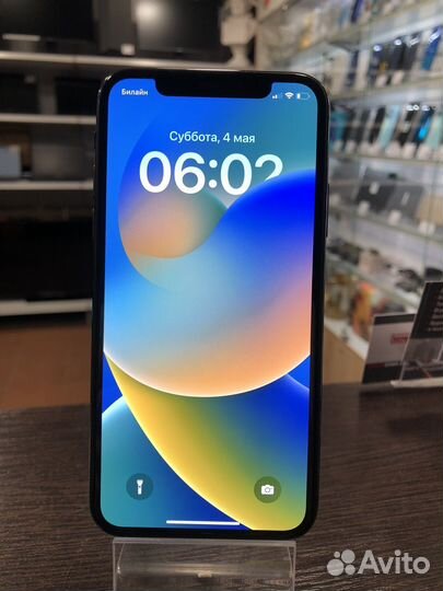 iPhone X, 64 ГБ