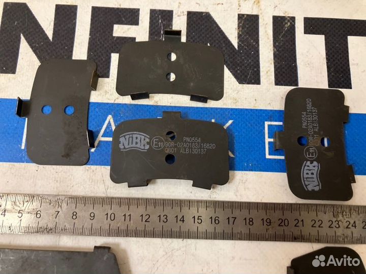 Пластины антискрипные комплект Infiniti