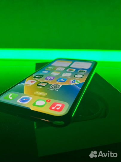 iPhone X, 256 ГБ