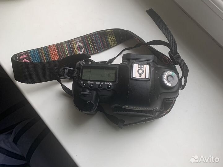 Зеркальный фотоаппарат canon 5D mark ii