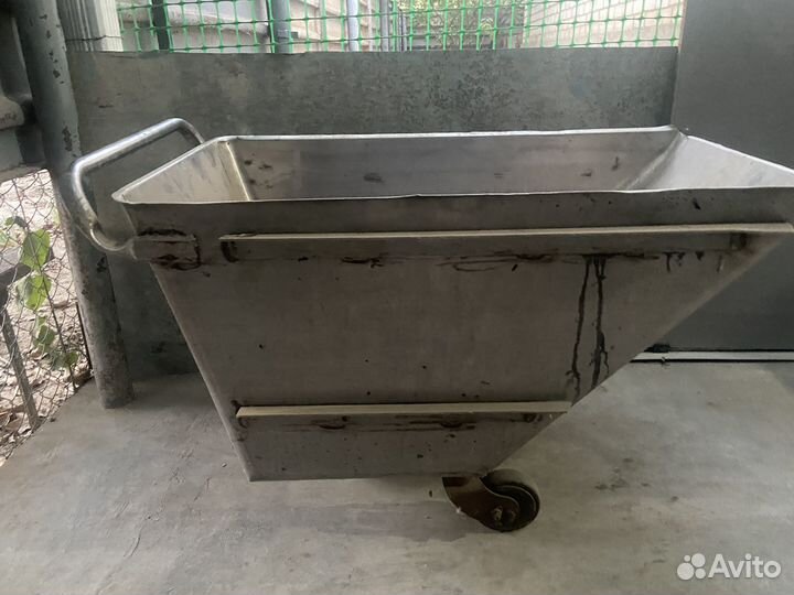 Тележка для винного сусла