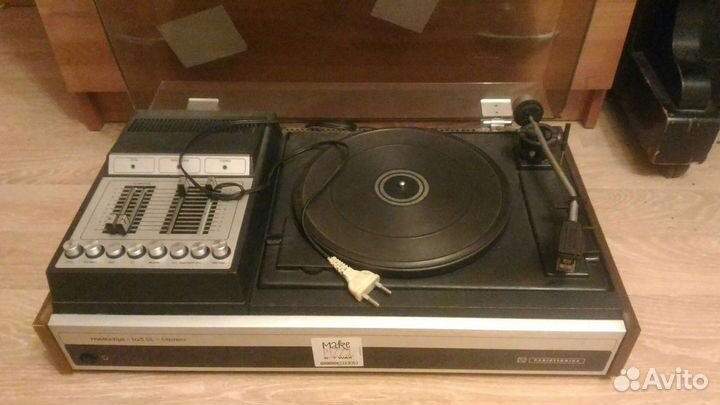 Электрофон Мелодия-103В