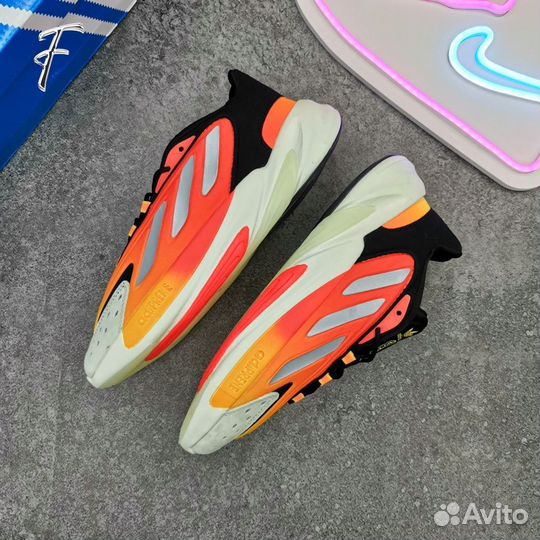 Кроссовки Adidas Ozelia Новые Мужские