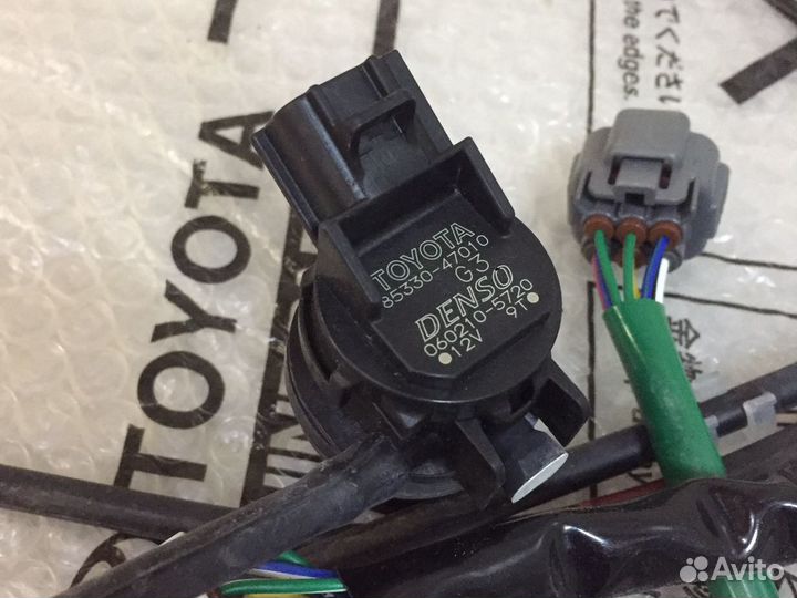 Моторчик омывателя Toyota Land Cruiser 200