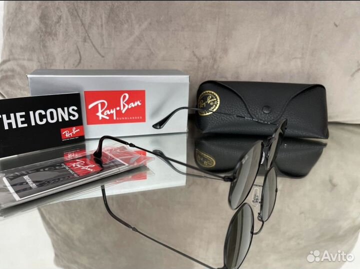 Солнцезащитные очки ray ban