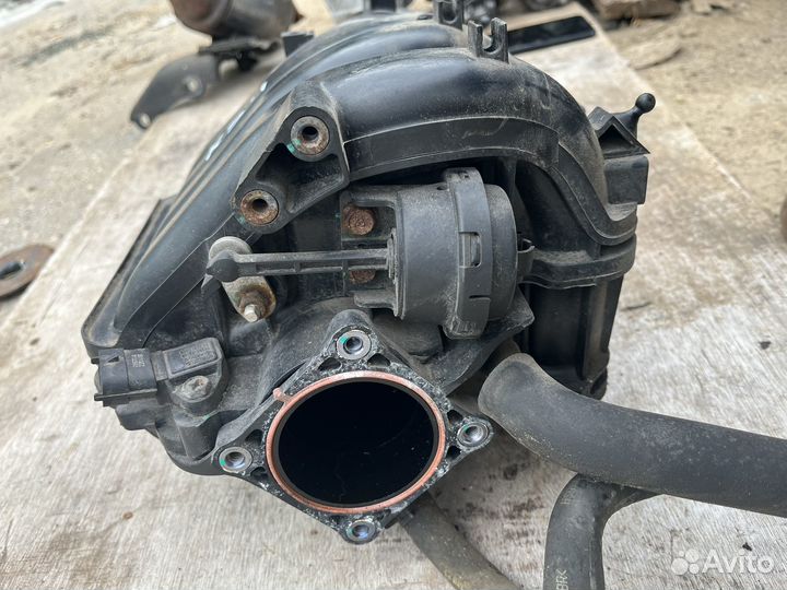 Коллектор впускной Kia Sportage 3 G4FD 1.6