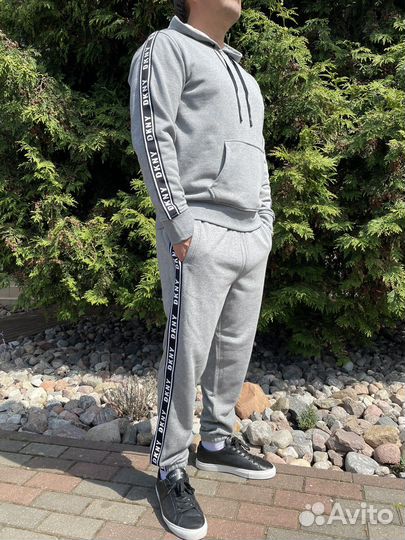 Dkny спортивный костюм