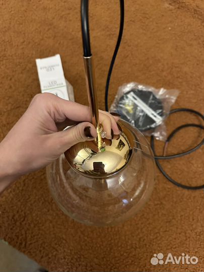 Светильник подвесной, современный стиль, новый