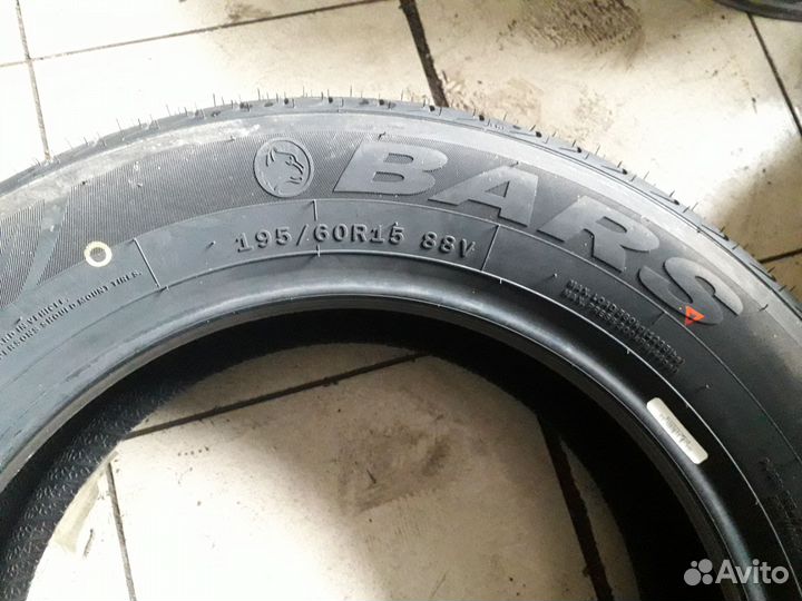 Bars UZ200 195/60 R15