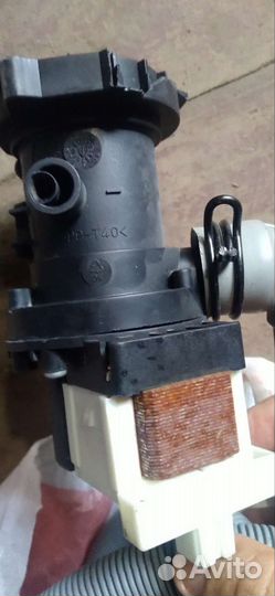 Помпа от стиральной машины indesit