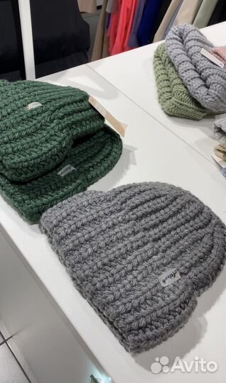 Шапка зимняя женская новая