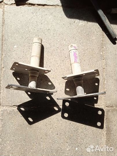 Крепление переднего бампера Ford Taurus 1 Форд