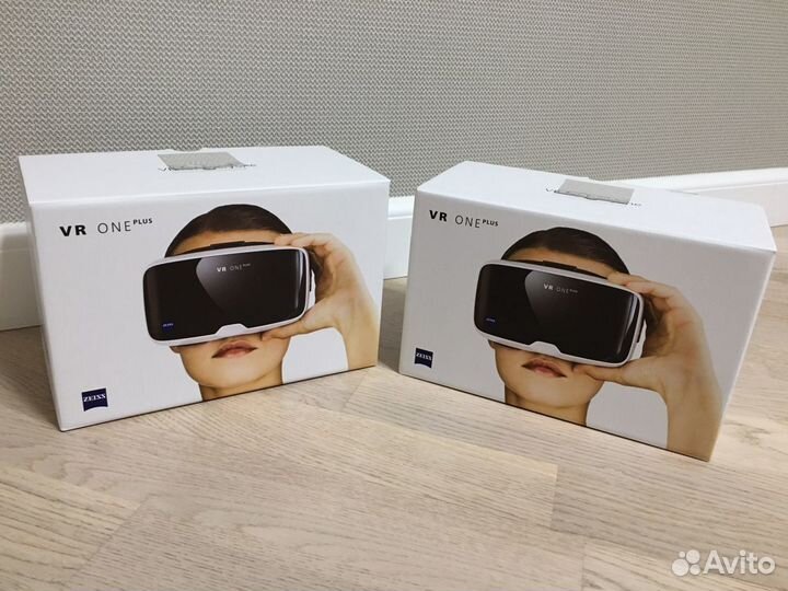 Очки Zeiss VR One Plus