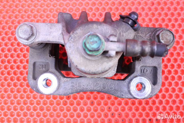 Суппорт тормозной задний левый Hyundai Sonata NF D