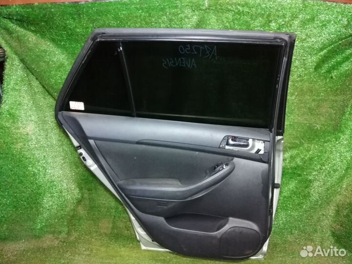 Дверь задняя левая Toyota Avensis AZT250