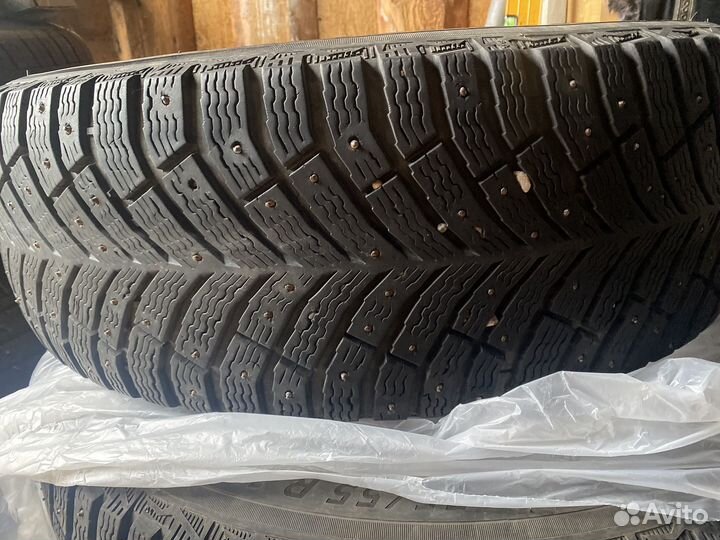 Michelin X-Ice North 4 SUV 235/55 R19 98T