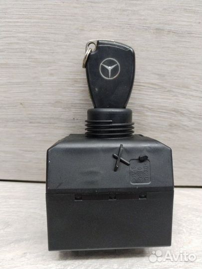 Замок зажигания с ключом Mercedes Clk 320 Av W209